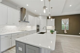 3995 Pegasus Wy in Naples, FL - Building Photo - Building Photo