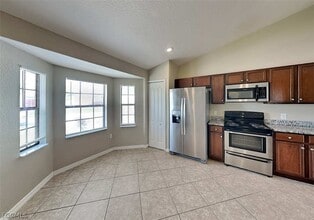 202 SW 16th Terrace in Cape Coral, FL - Building Photo - Building Photo