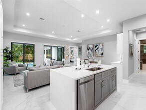 1484 SW 32nd St in Fort Lauderdale, FL - Building Photo - Building Photo