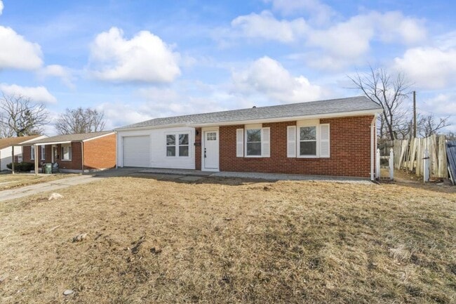 4142 Meadowdale Dr in Dayton, OH - Building Photo - Building Photo