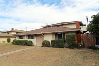 12112 Bayport St in Garden Grove, CA - Building Photo - Building Photo