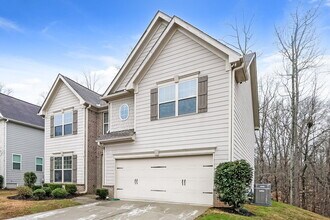 345 Lenore Ct in Hiram, GA - Foto de edificio - Building Photo