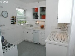 1631 NW Everett St in Portland, OR - Foto de edificio - Building Photo