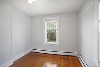 21 Hyatt Ave in Norwalk, CT - Building Photo - Building Photo