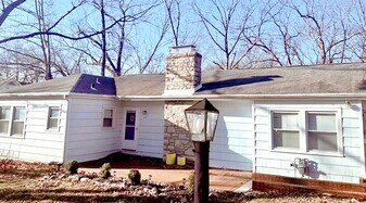 705 Morningside Dr in Columbia, MO - Building Photo