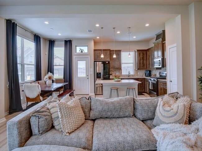 property at 2543 Manor Valley Ct