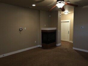 5850 Dripping Rock Ln in Fort Collins, CO - Building Photo - Building Photo
