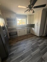 121 Carroll Ave in Valley Stream, NY - Building Photo