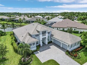 14226 Charthouse Cir in Naples, FL - Building Photo - Building Photo