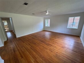 713 Iris Ave in Mobile, AL - Building Photo - Building Photo