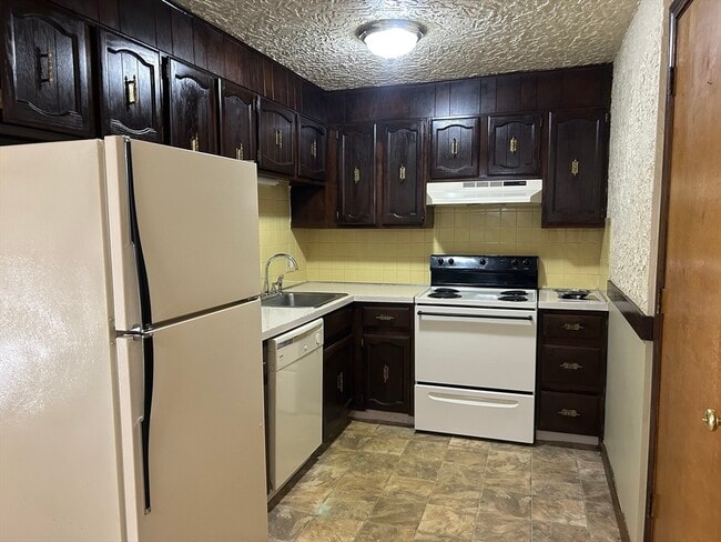 property at 75 Winthrop St