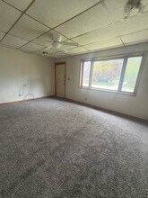510 N Frederick Ave in Oelwein, IA - Building Photo - Building Photo