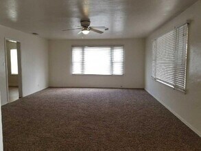 13400 Rosedale Hwy in Bakersfield, CA - Building Photo - Building Photo