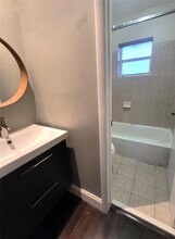 13881 NE 2nd Ct in Miami, FL - Building Photo - Building Photo