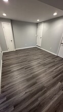 8221 Brucar Ct in Gaithersburg, MD - Building Photo - Building Photo