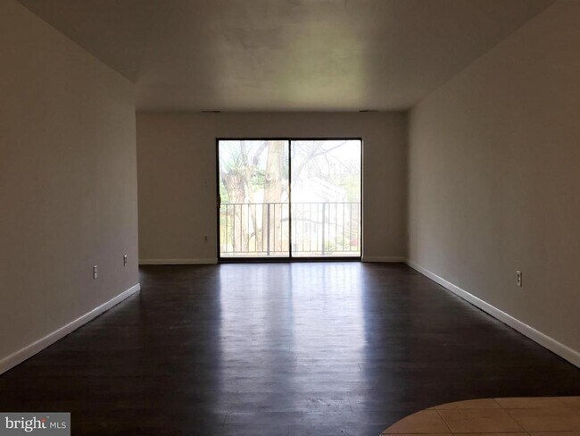 13215 Dairymaid Dr in Germantown, MD - Building Photo - Building Photo