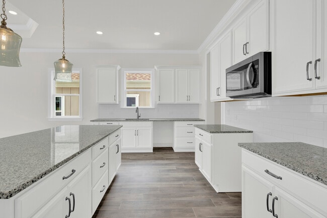 6692 Star Dr in Sherrills Ford, NC - Building Photo - Building Photo