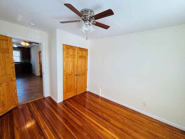 27 1st St in Glen Cove, NY - Building Photo - Building Photo