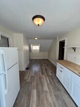 2868 McKoon Ave, Unit 2 in Niagara Falls, NY - Foto de edificio - Building Photo