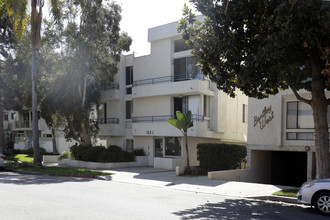 Stunning Modern Luxury 2 Bedroom West LA in Los Angeles, CA - Building Photo - Primary Photo