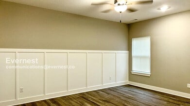 910 S Pope Ave in Independence, MO - Building Photo - Building Photo