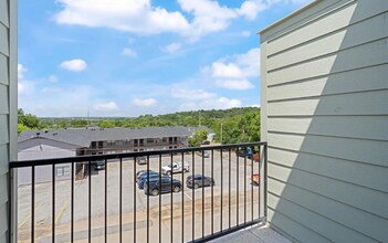 619 Whitham Ave in Fayetteville, AR - Building Photo - Building Photo