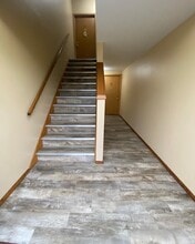 214 S River St, Unit 214-4 in Waterford, WI - Foto de edificio - Building Photo