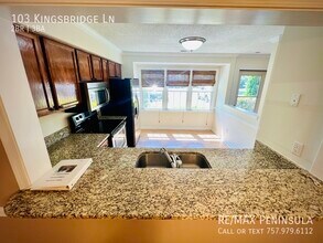 103 Kingsbridge Ln in Yorktown, VA - Building Photo - Building Photo
