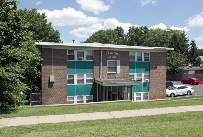 1141 Hand Place in Elizabeth, NJ - Foto de edificio - Building Photo