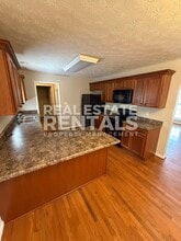 3083 Lakeview Cir in Southside, AL - Building Photo - Building Photo