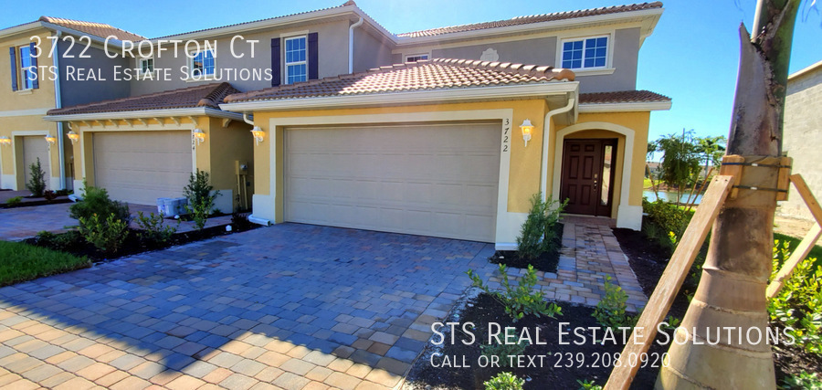 3722 Crofton Court in Ft. Myers, FL - Building Photo