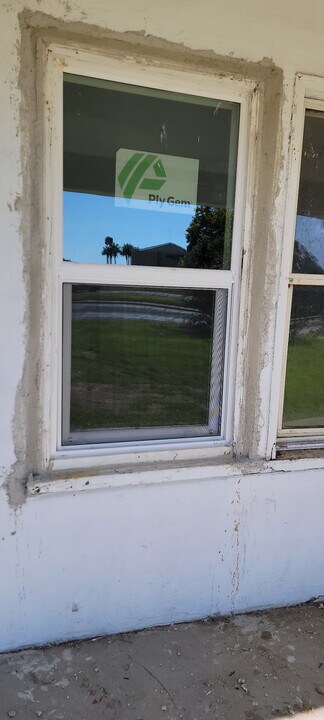 751 Yosemite Pky in Merced, CA - Foto de edificio