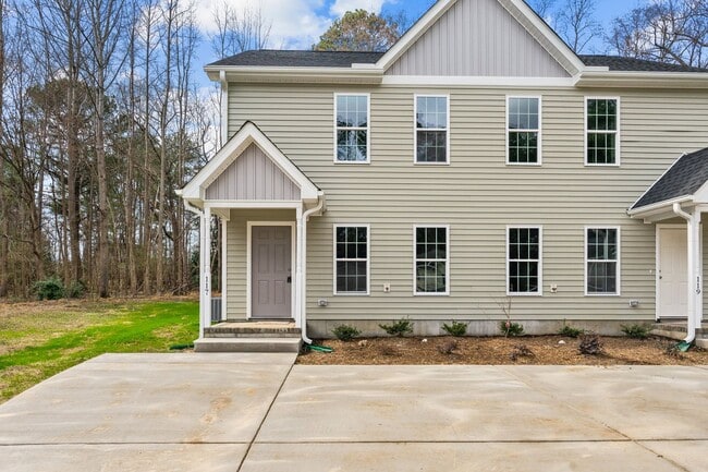 property at 124 Laura Ln