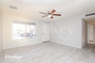 15202 N 38th St, Unit 1126 2nd St Payette in Phoenix, AZ - Building Photo - Building Photo