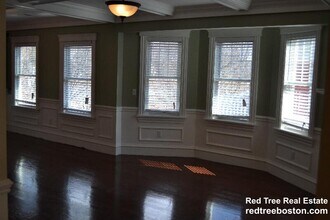 127 Nonantum St in Boston, MA - Foto de edificio - Building Photo