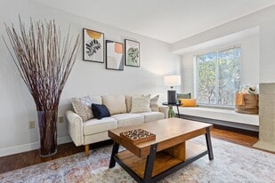 MonteVista in Beaverton, OR - Building Photo