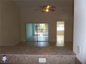 3014 SE Santa Barbara Pl in Cape Coral, FL - Building Photo - Building Photo