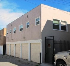 1455 Chestnut Ave in Long Beach, CA - Foto de edificio - Building Photo