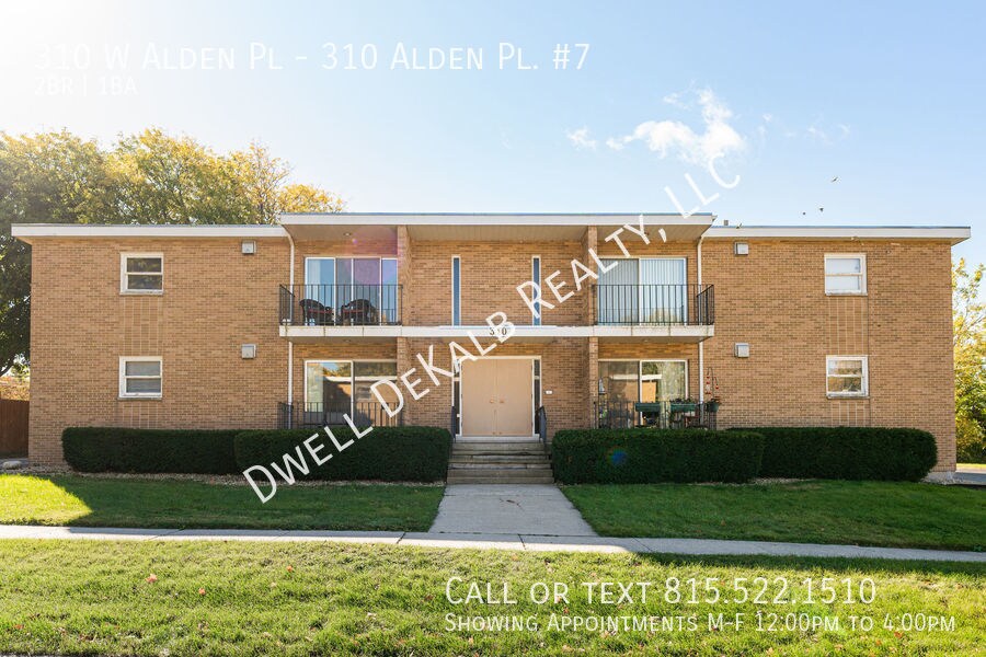 310 W Alden Pl in Dekalb, IL - Building Photo