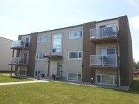 2717 38th St SW in Calgary, AB - Building Photo - Building Photo