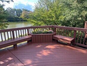 2916 Bridgehampton Ct in Falls Church, VA - Building Photo - Building Photo