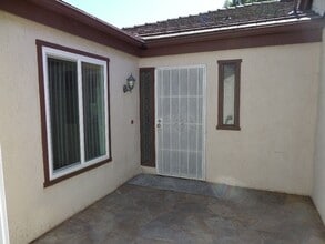1801 Esquire Glen in Escondido, CA - Building Photo - Building Photo
