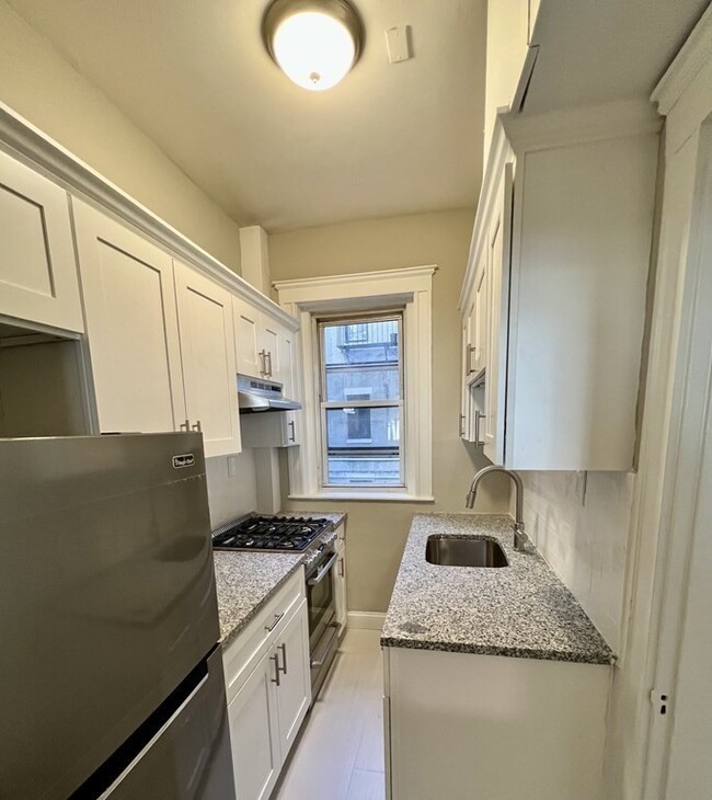 315 Allston St, Unit 3