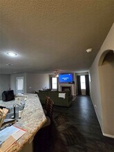 1302 S Springfield Dr in Fayetteville, AR - Building Photo - Building Photo