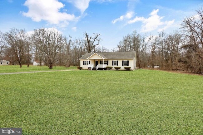 35355 Hamlin School Ln in Middleburg, VA - Foto de edificio - Building Photo