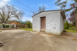 310 Sheriff Dr in Clarksville, TN - Building Photo - Building Photo