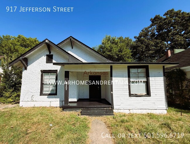 property at 917 Jefferson St