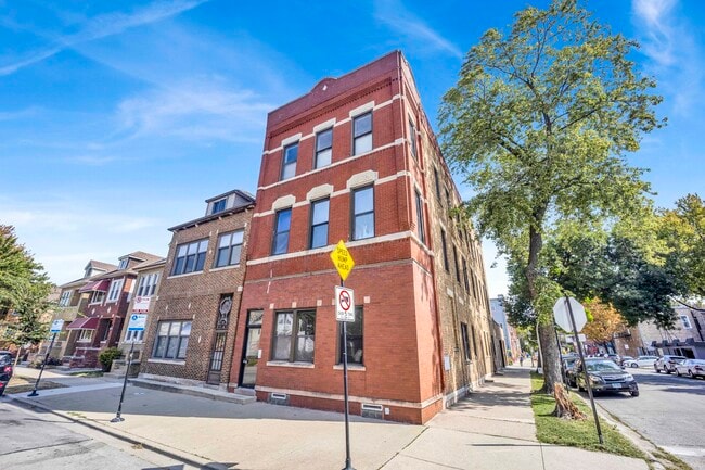 property at 2859 S Lowe Ave