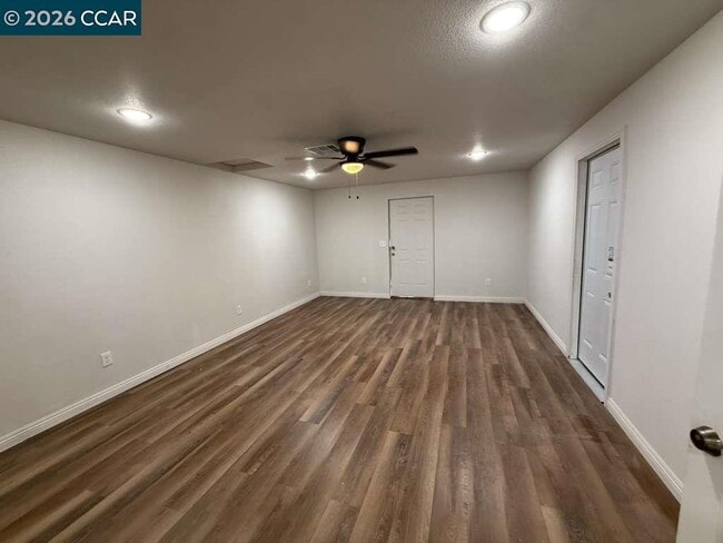 3232 Sanguinetti Ln in Stockton, CA - Building Photo - Building Photo