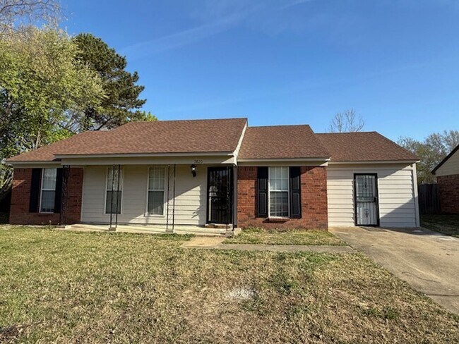 property at 3820 Southbrook Dr